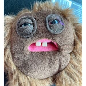 ZURU Fuggler Ugly Monster Keyring Brown Fuzzy Plush Spin Addo Hedge Grog NWT